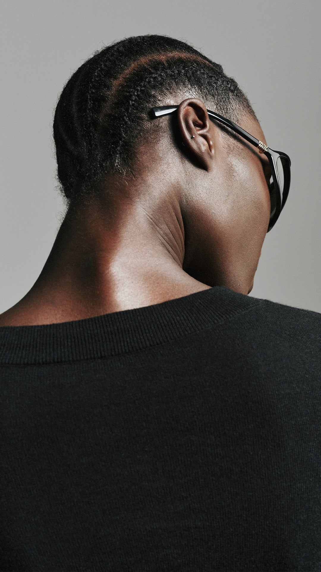 Knitted LS V-Neck image 2